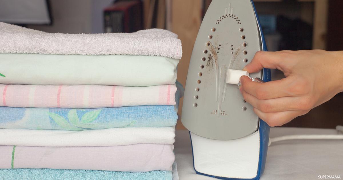 الخطوات الأساسية لتنظيف قاعدة المكواة